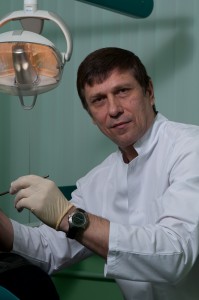 Перевезенцев Александр Петрович, врач-ортопед